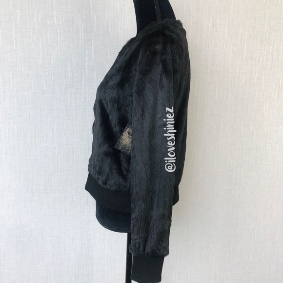 •Victoria's Secret• VSFS2018 NYC Faux Fur Jacket S - Picture 2 of 9